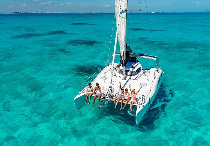 ancun_catamaran_rentals_nalgone_32ft
