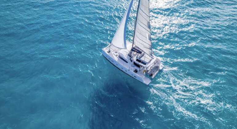 45FT Mauka Catamaran Cancun Private Charter