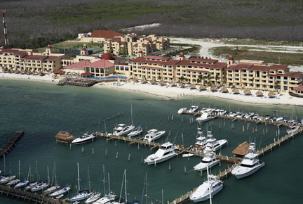 Boat rental Marina Hacienda del Mar yacht cruising in lagoon and sea