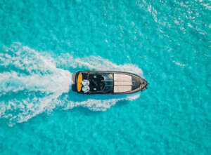Boat rental Marina Puerto Xtabay yacht cruising in lagoon and sea